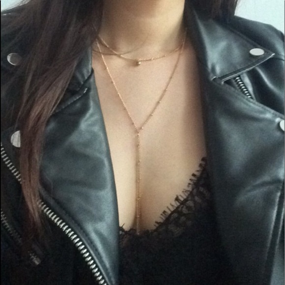 “ELORA” ✨ Long Gold Chain Necklace Dainty Simple - Picture 2 of 3